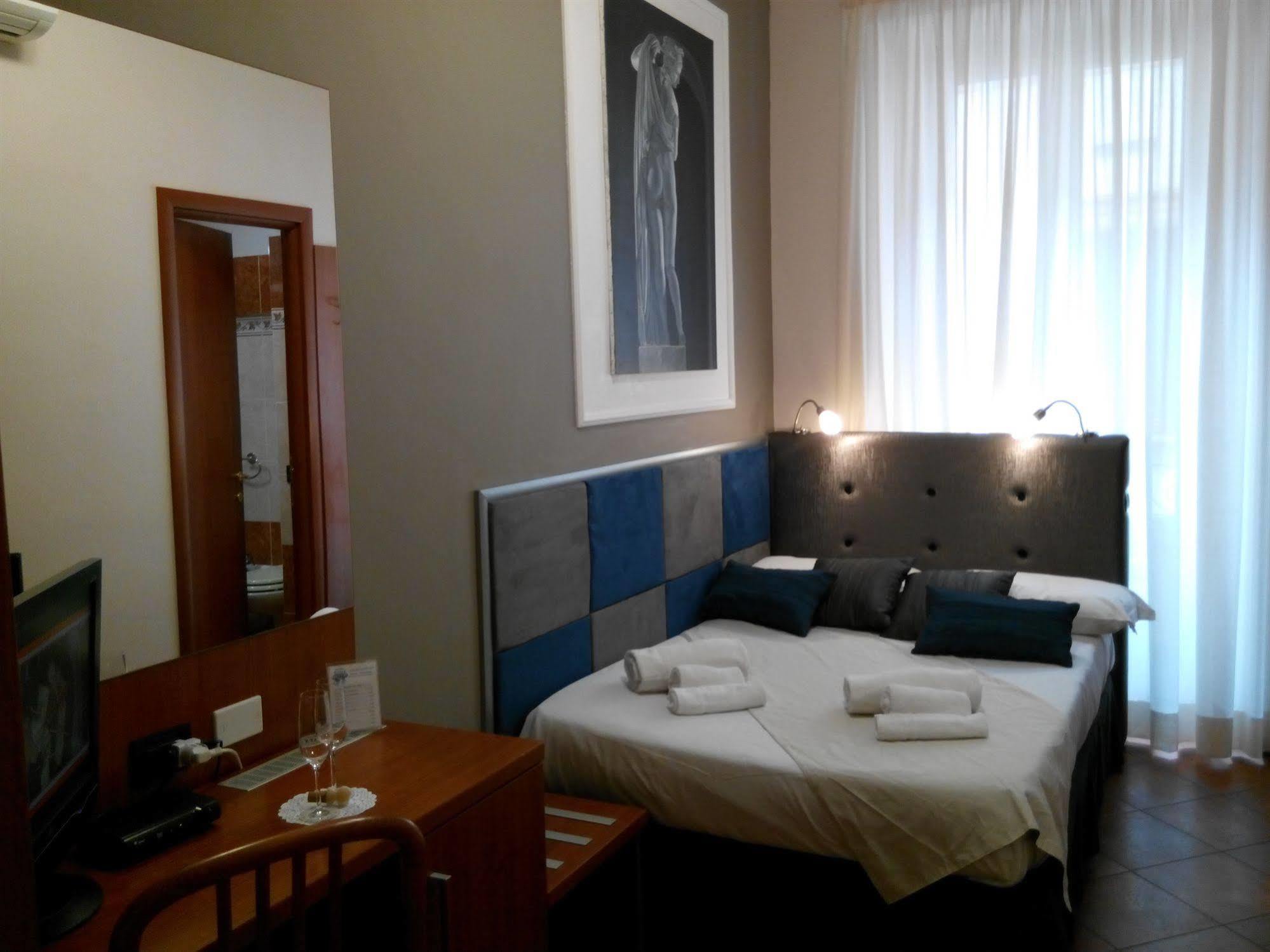 Colosseo Relais Rome Bagian luar foto